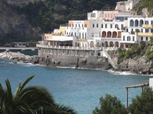 Insel Ischia. St'Angelo
