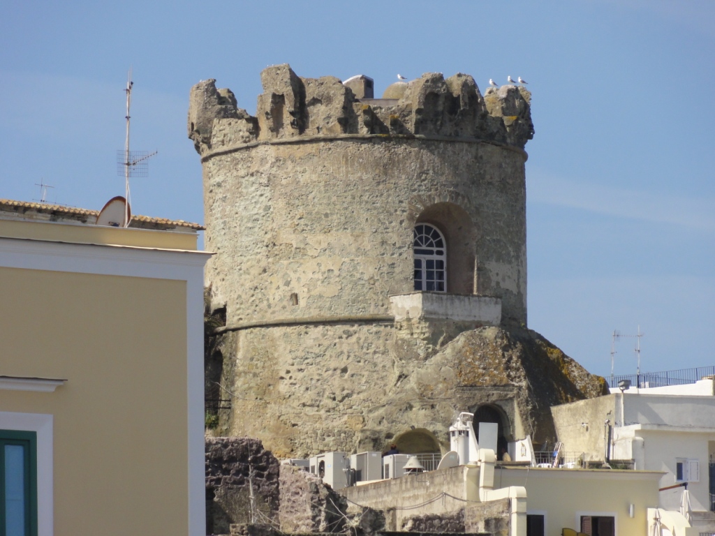 Forio d'Ischia. Blick auf Wachturm Torrione